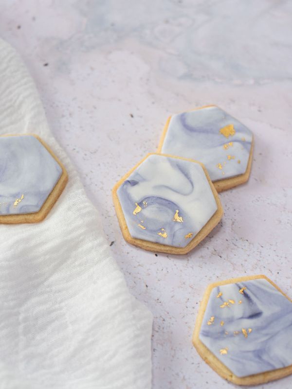 Luxury Biscuit wedding favours Luxury Biscuit wedding favours